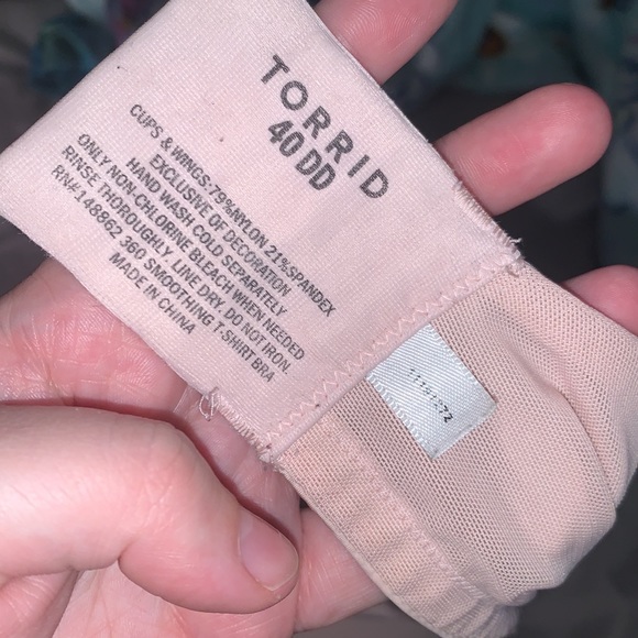 40DD TORRID BRA OBO - Picture 2 of 2